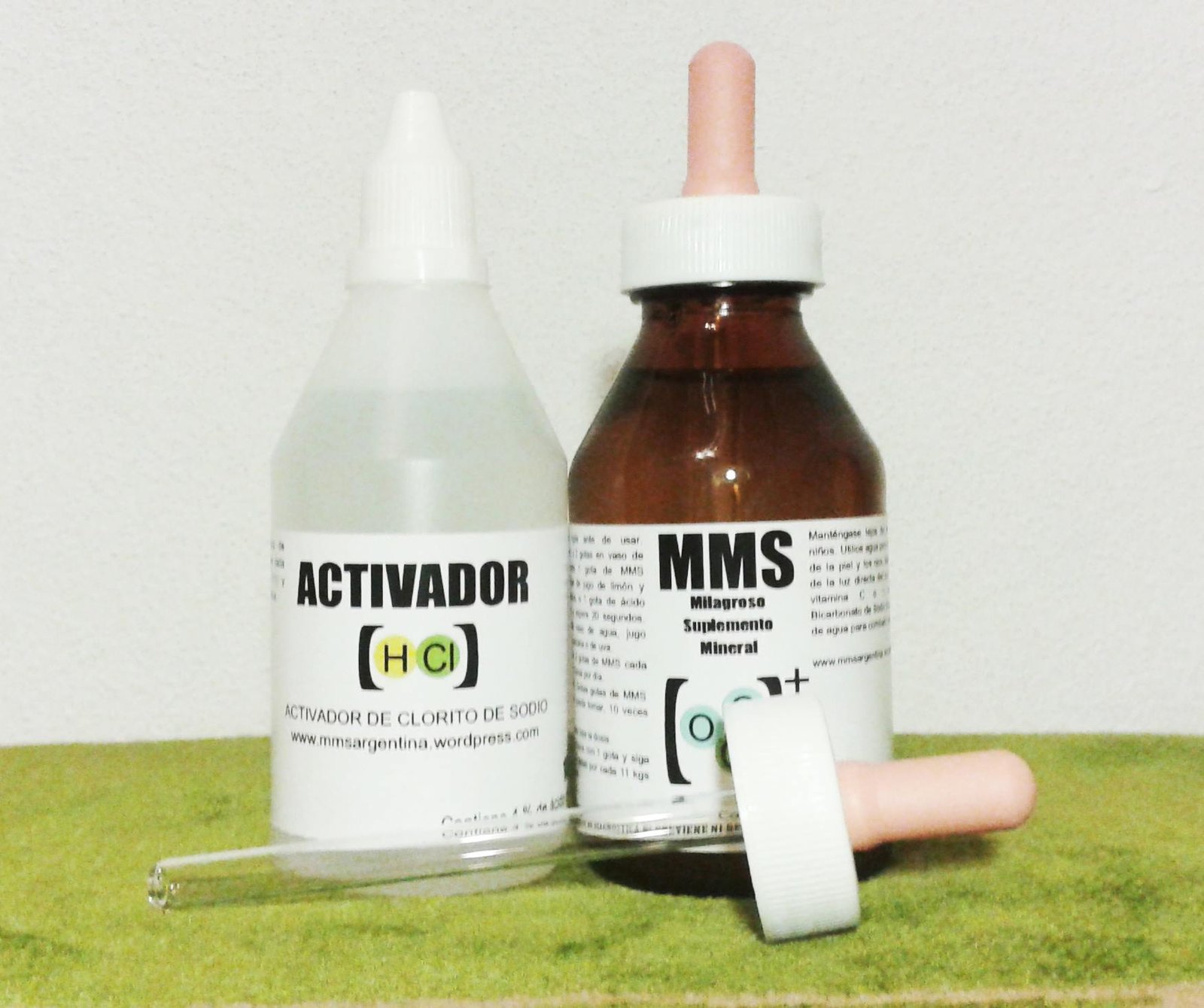 Fotografía de un frasco de la estafa MMS